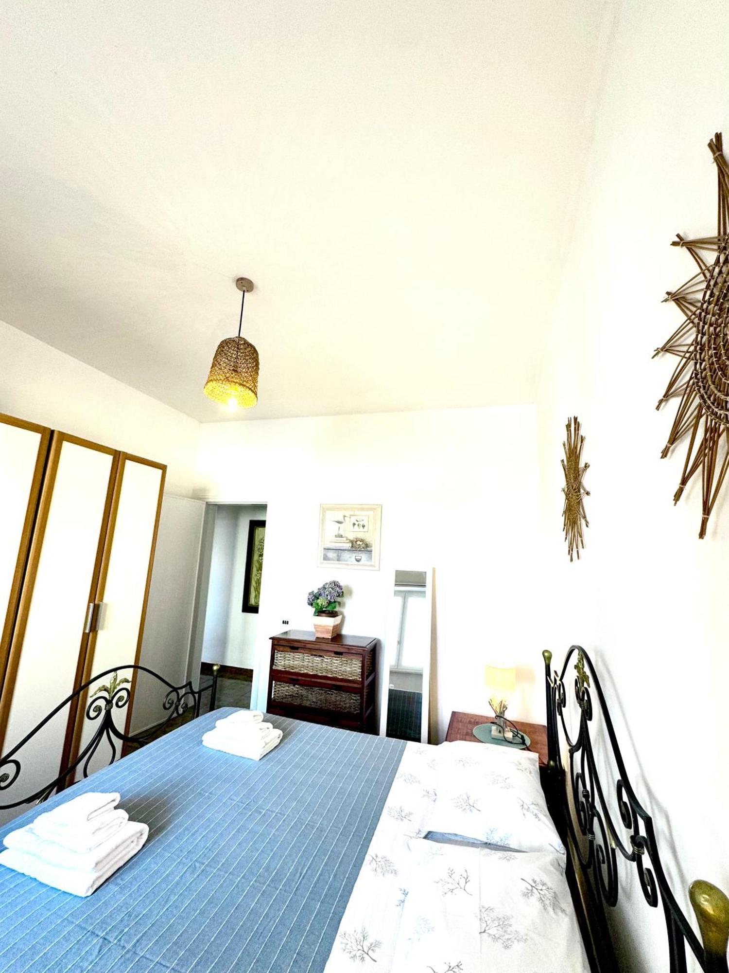 Rivamare Apartment Torre Squillace ภายนอก รูปภาพ